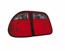 Focos traseros de LEDs rojos negros para Mercedes W210 T clase E