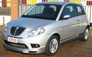 Taloneras Laterales Lester para Lancia Ypsilon 04